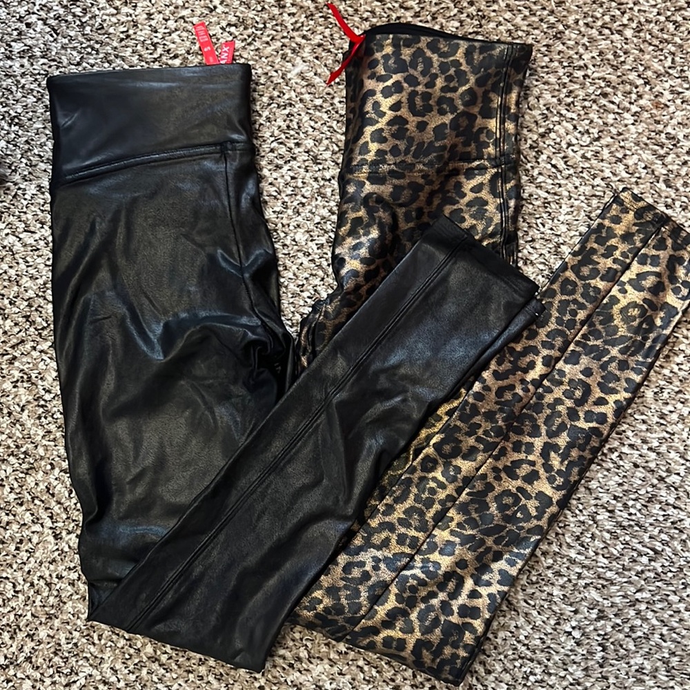 SPANXS FAUX AND LEOPARD PRINT LEGGINGS